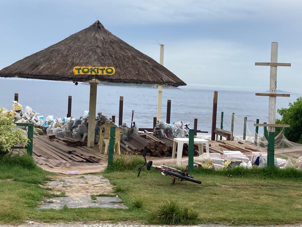 Novo Quiosque Tokito Destrói Restinga Em Camboinhas